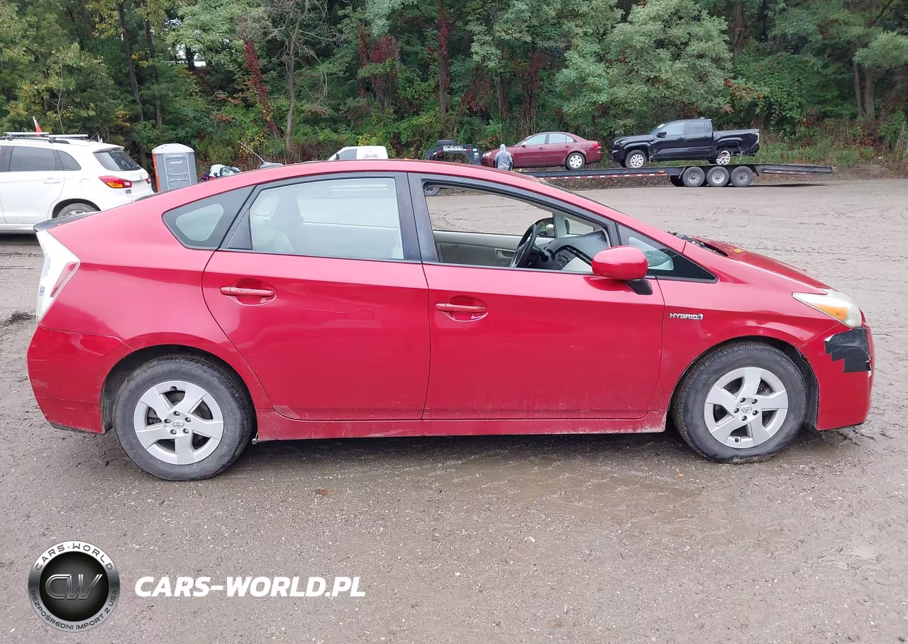 2011 Toyota Prius Two VIN:JTDKN3DU7B1380704 - 13