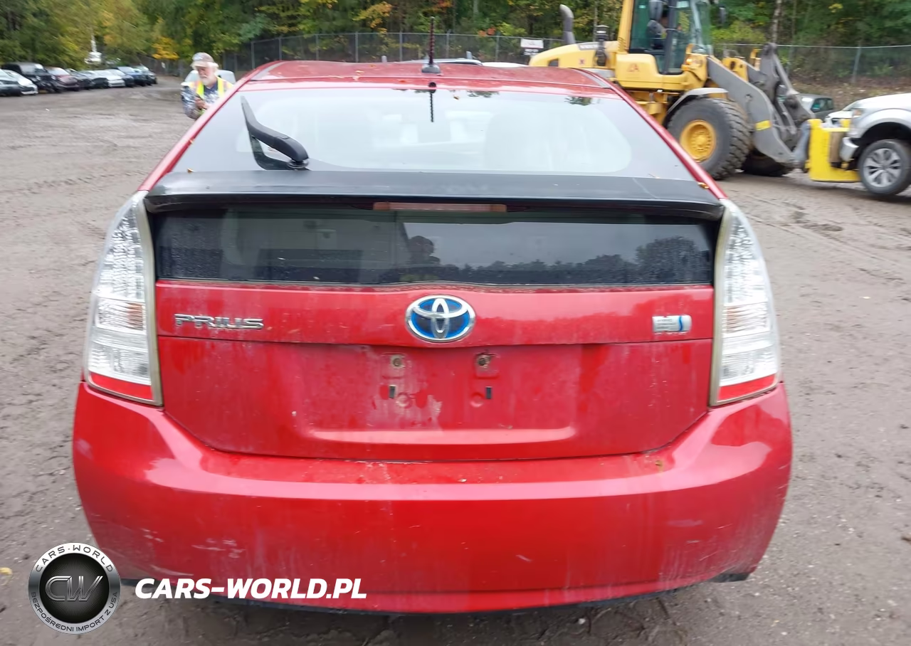 2011 Toyota Prius Two VIN:JTDKN3DU7B1380704 - 16
