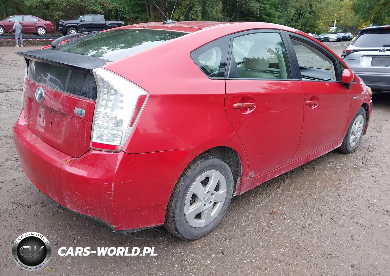 2011 Toyota Prius Two VIN:JTDKN3DU7B1380704 - 4