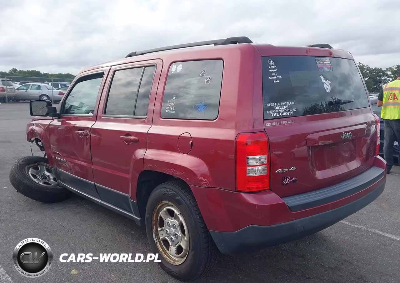 2015 Jeep Patriot Sport VIN:1C4NJRBB9FD153628 - 3