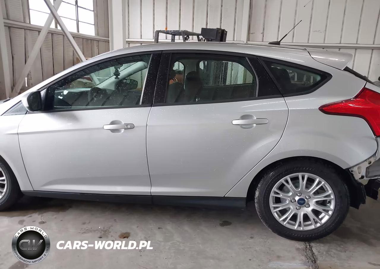 2012 Ford Focus Se VIN:1FAHP3K21CL348199 - 14