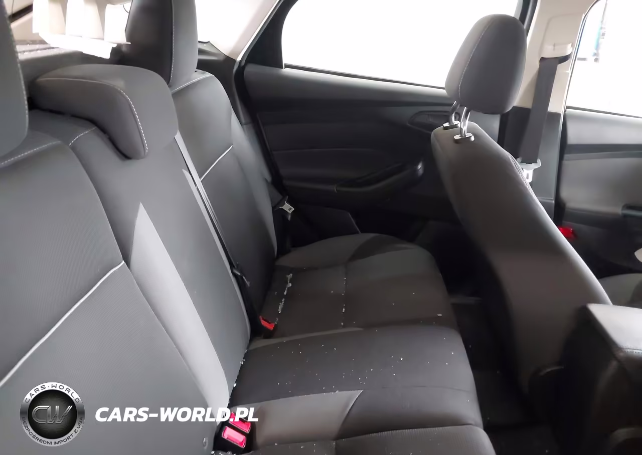 2012 Ford Focus Se VIN:1FAHP3K21CL348199 - 8