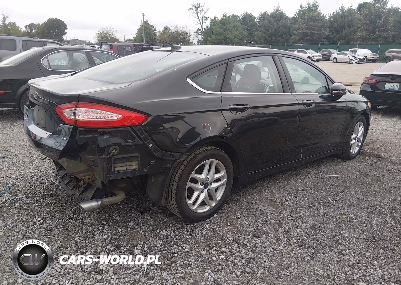 2015 Ford Fusion Se VIN:3FA6P0H71FR212637 - 4