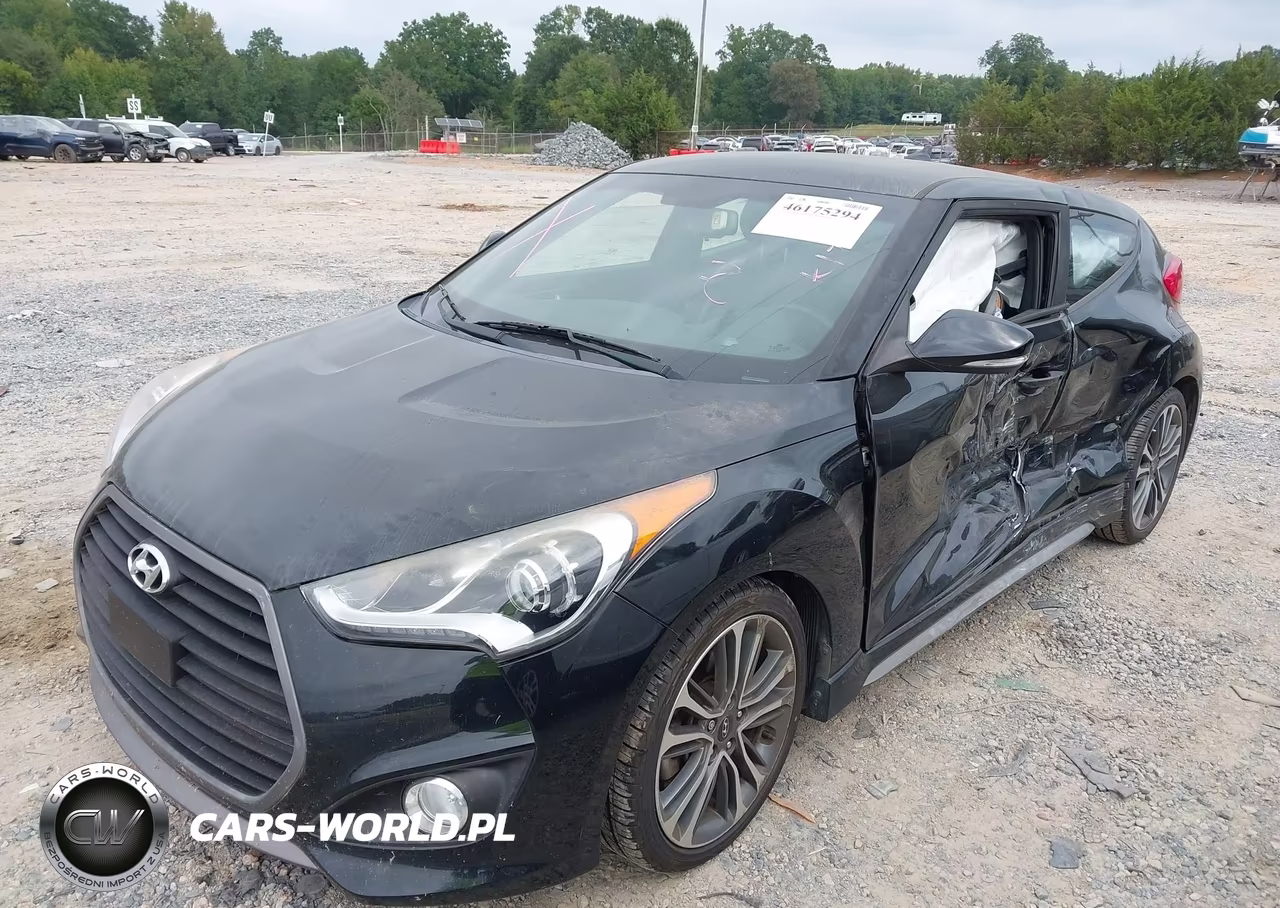 2016 Hyundai Veloster Turbo VIN:KMHTC6AE8GU302331 - 2
