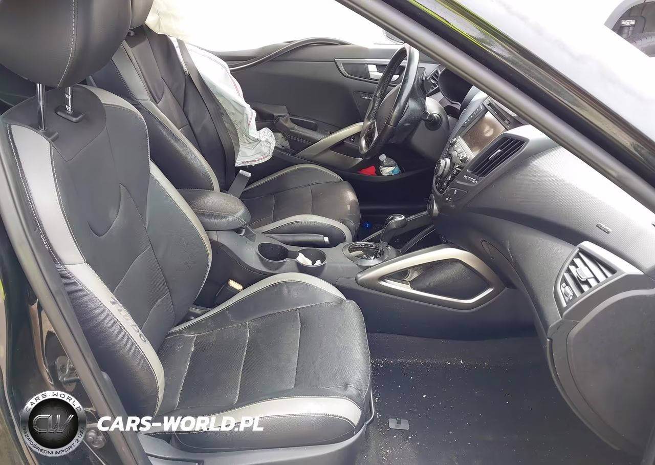 2016 Hyundai Veloster Turbo VIN:KMHTC6AE8GU302331 - 5