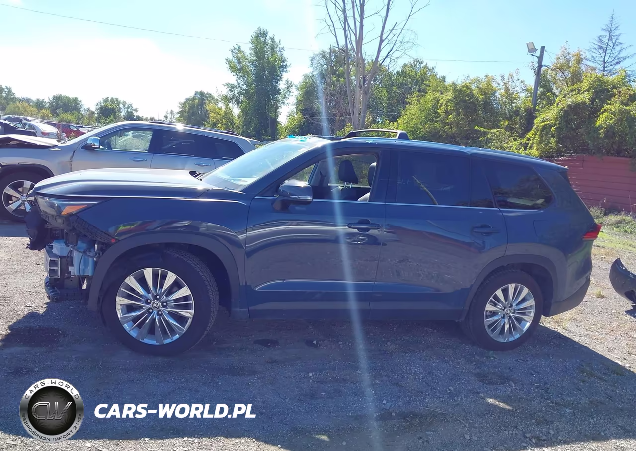 2024 Toyota Grand Highlander Platinum VIN:5TDAAAB56RS045440 - 14