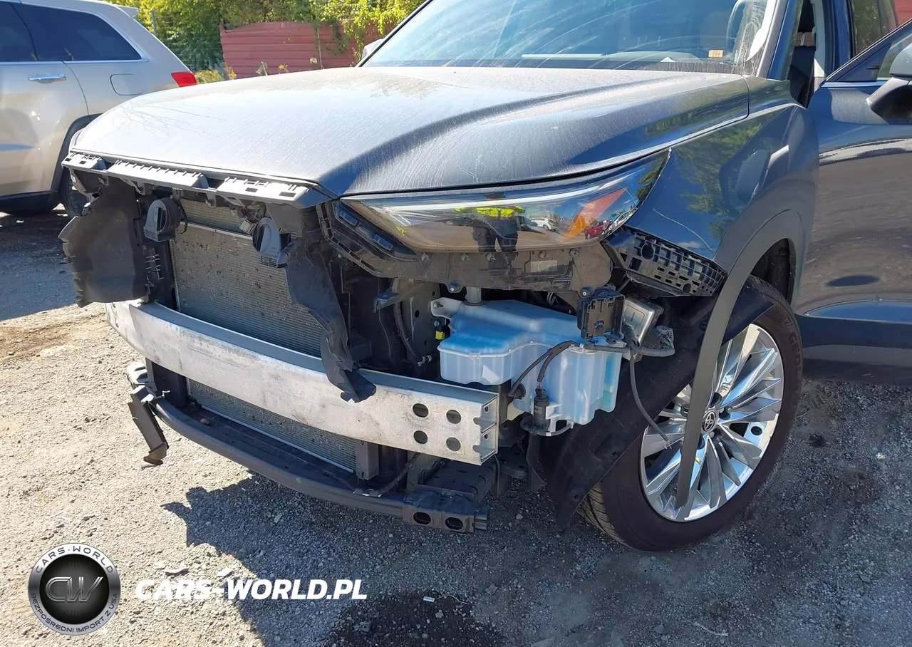 2024 Toyota Grand Highlander Platinum VIN:5TDAAAB56RS045440 - 17