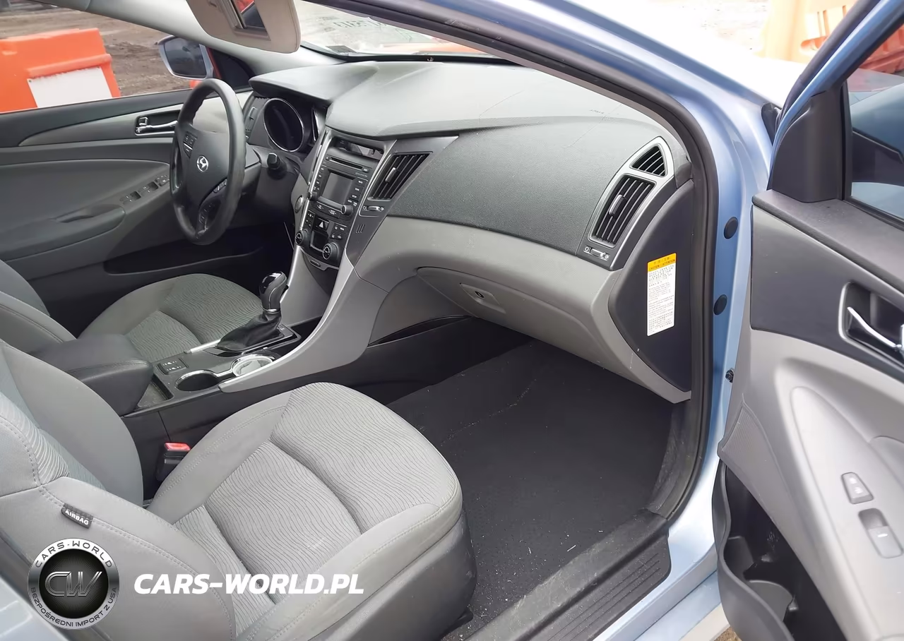 2014 Hyundai Sonata Hybrid VIN:KMHEC4A43EA117526 - 5