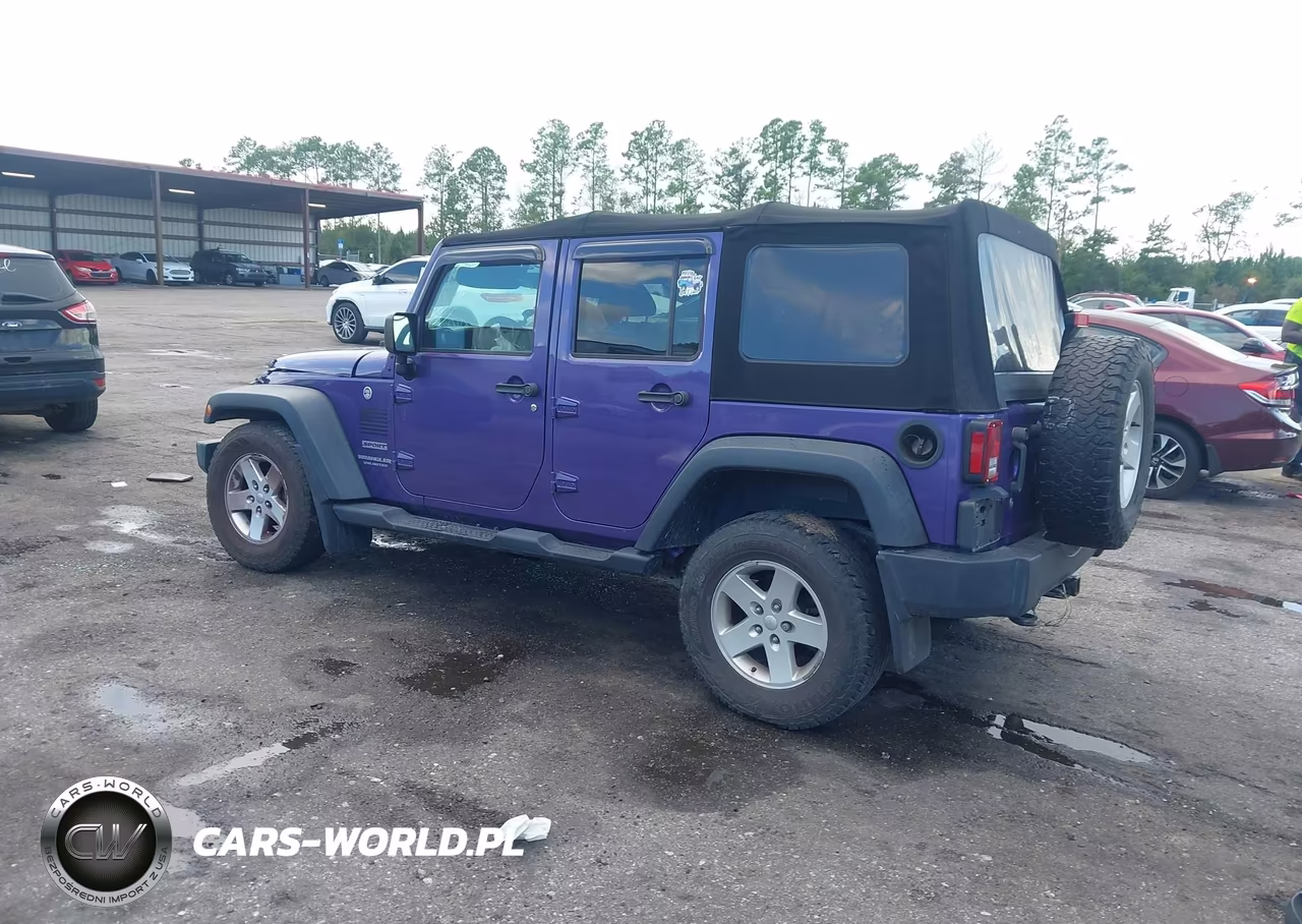 2017 Jeep Wrangler Unlimited Sport 4X4 VIN:1C4BJWDG5HL713115 - 3