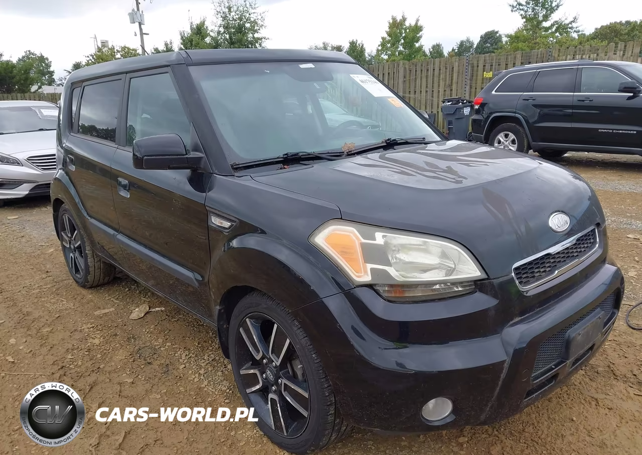 2010 Kia Soul +