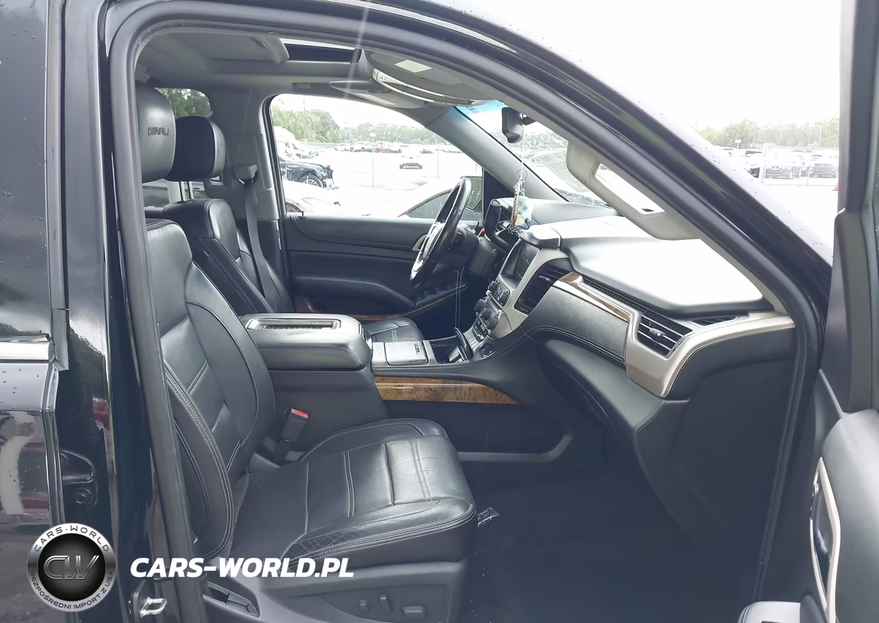 2017 GMC Yukon Denali VIN:1GKS1CKJ2HR361173 - 5