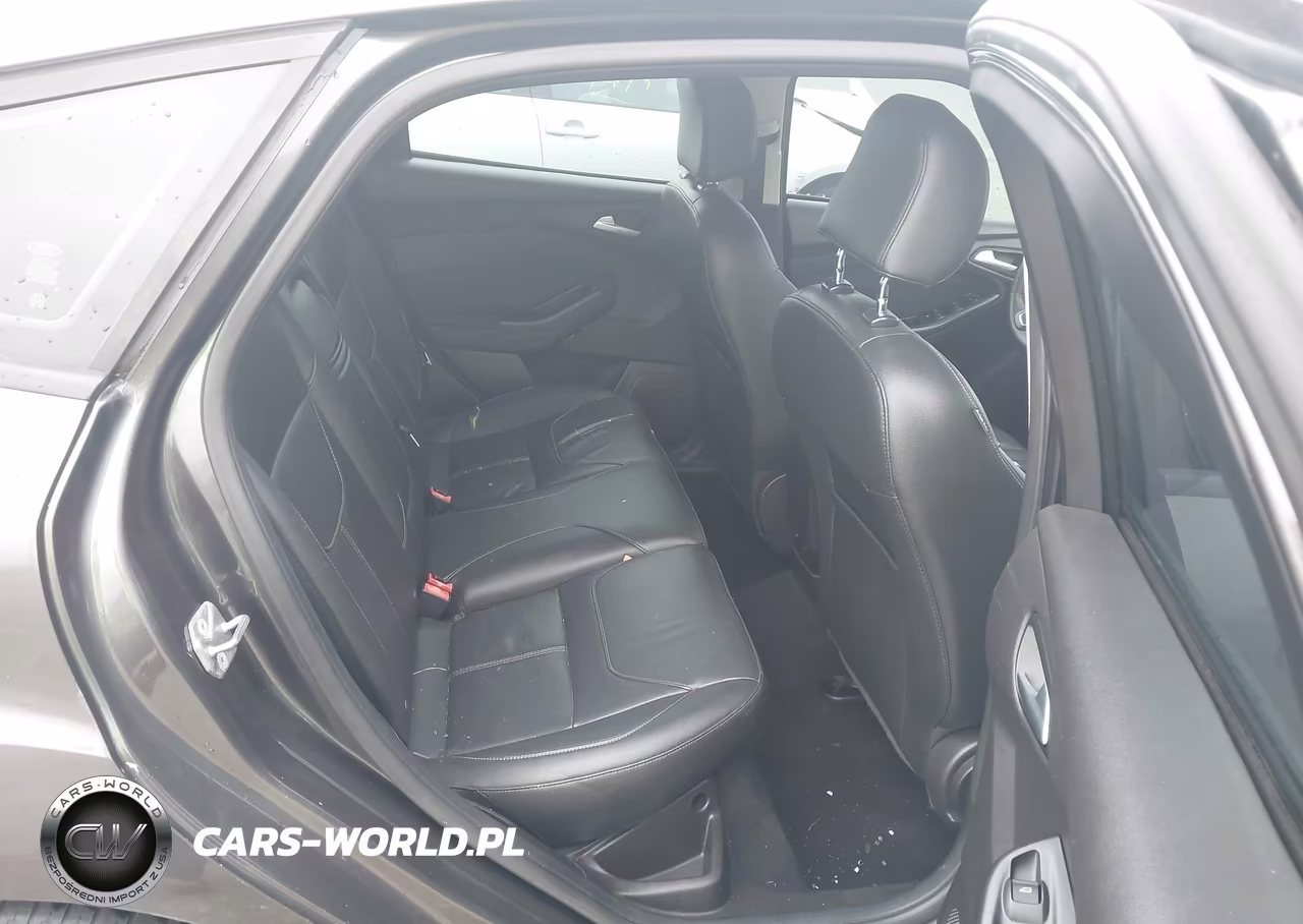 2016 Ford Focus Se VIN:1FADP3K24GL302936 - 8