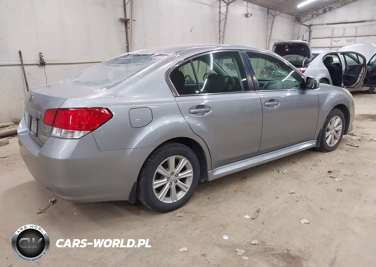 2010 Subaru Legacy 2.5I Premium VIN:4S3BMBC66A3230554 - 4