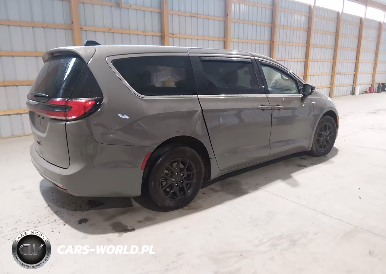 2025 Chrysler Pacifica Select VIN:2C4RC1BG2SR568015 - 4