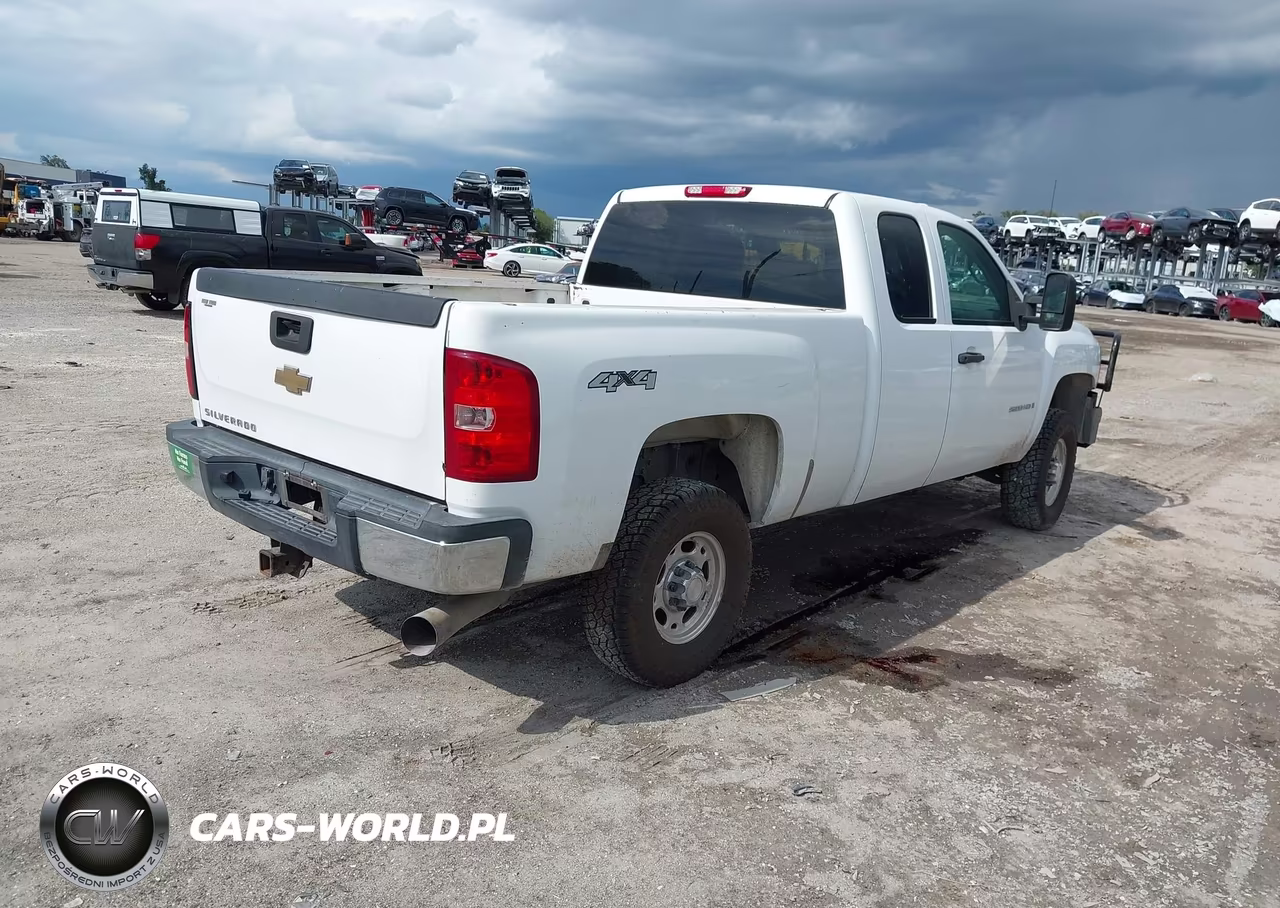 2007 Chevrolet Silverado 2500Hd Work Truck VIN:1GCHK29647E598039 - 4