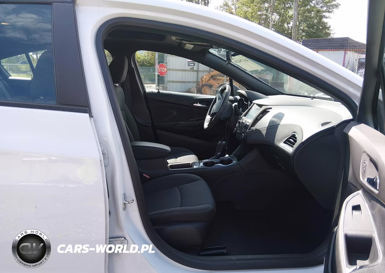 2018 Chevrolet Cruze Lt Auto VIN:3G1BE6SM8JS606551 - 5