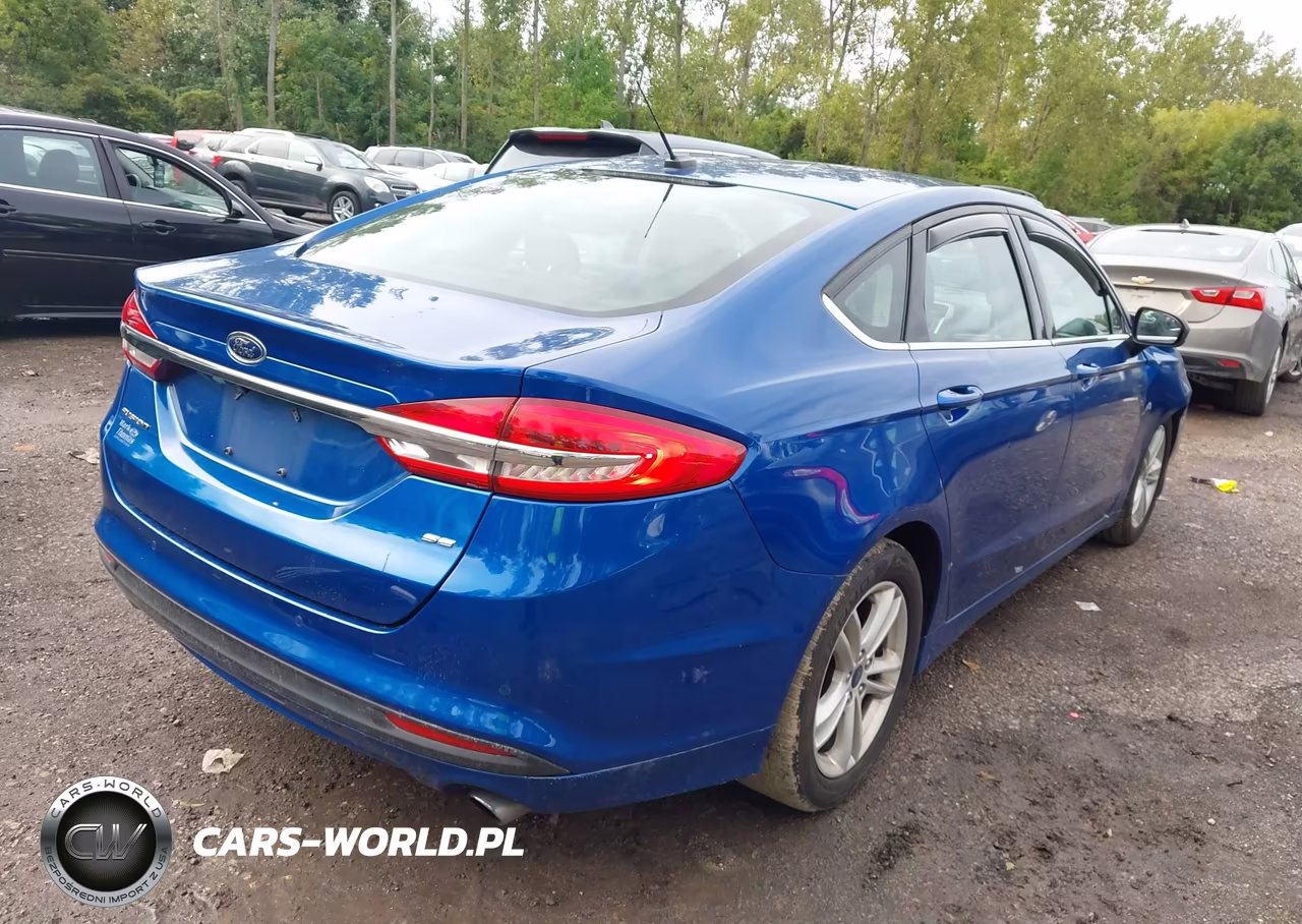 2018 Ford Fusion Se VIN:3FA6P0H77JR114186 - 4