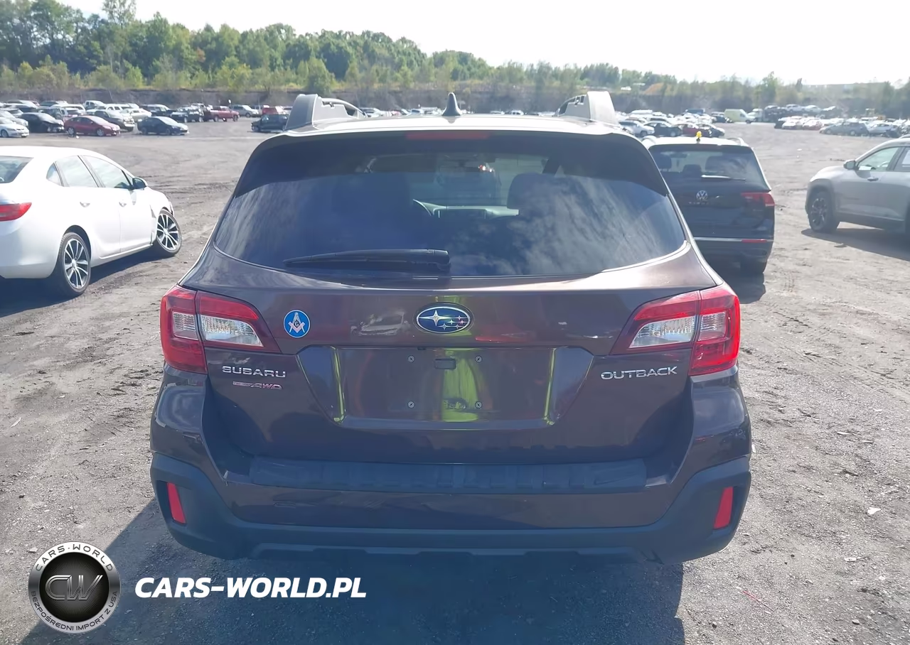 2019 Subaru Outback 2.5I Premium VIN:4S4BSAHC1K3275333 - 16
