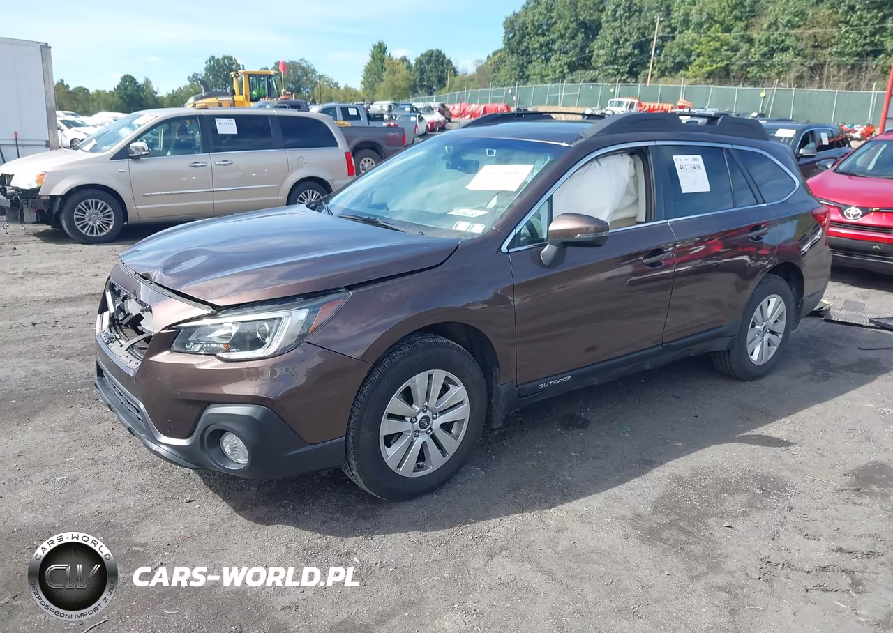 2019 Subaru Outback 2.5I Premium VIN:4S4BSAHC1K3275333 - 2