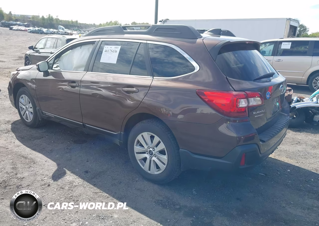 2019 Subaru Outback 2.5I Premium VIN:4S4BSAHC1K3275333 - 3