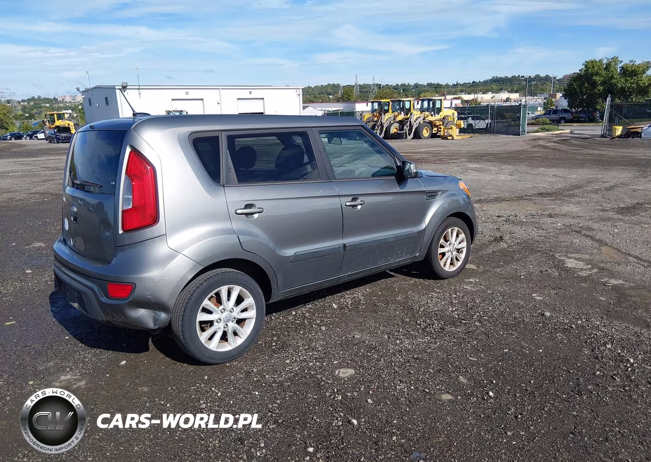 2012 Kia Soul + VIN:KNDJT2A66C7353400 - 4