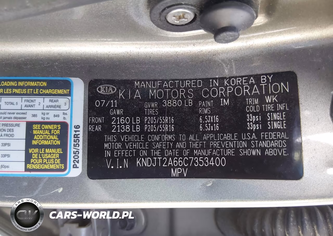 2012 Kia Soul + VIN:KNDJT2A66C7353400 - 9