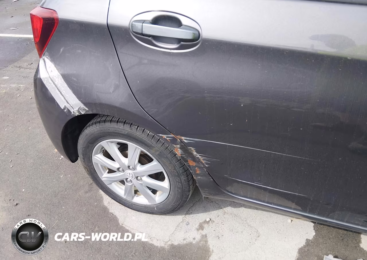 2015 Toyota Yaris Le VIN:VNKKTUD39FA052796 - 6