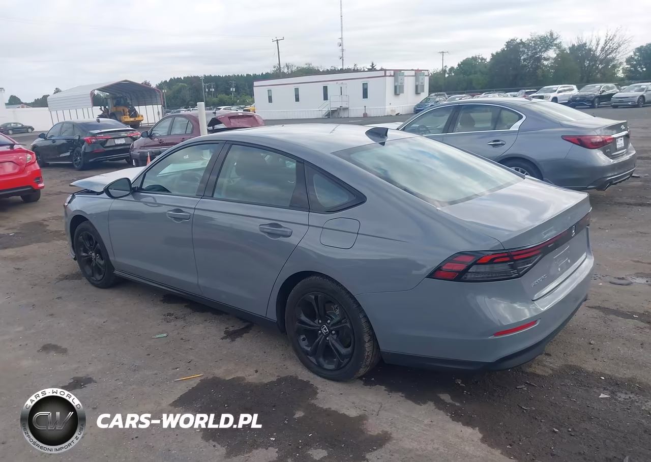 2025 Honda Accord Se VIN:1HGCY1F49SA023782 - 3