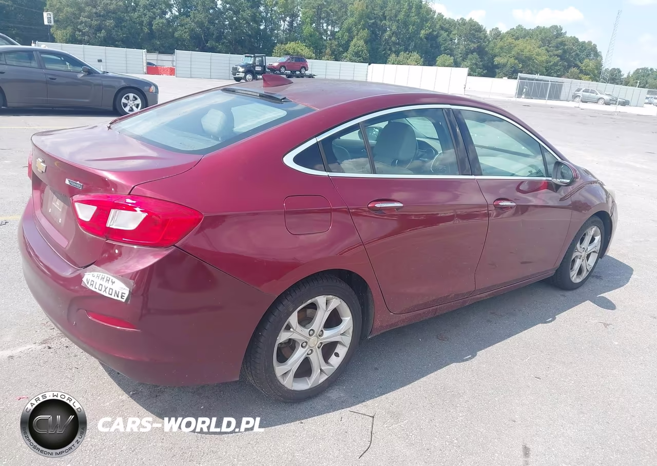 2016 Chevrolet Cruze Premier Auto VIN:1G1BG5SM0G7269384 - 4