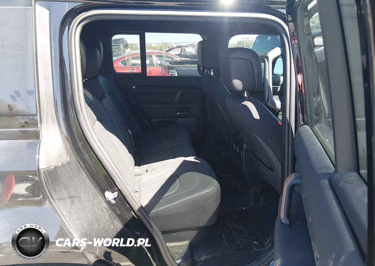 2024 Land Rover Defender 110 P400 X VIN:SALEX7EUXR2348646 - 8
