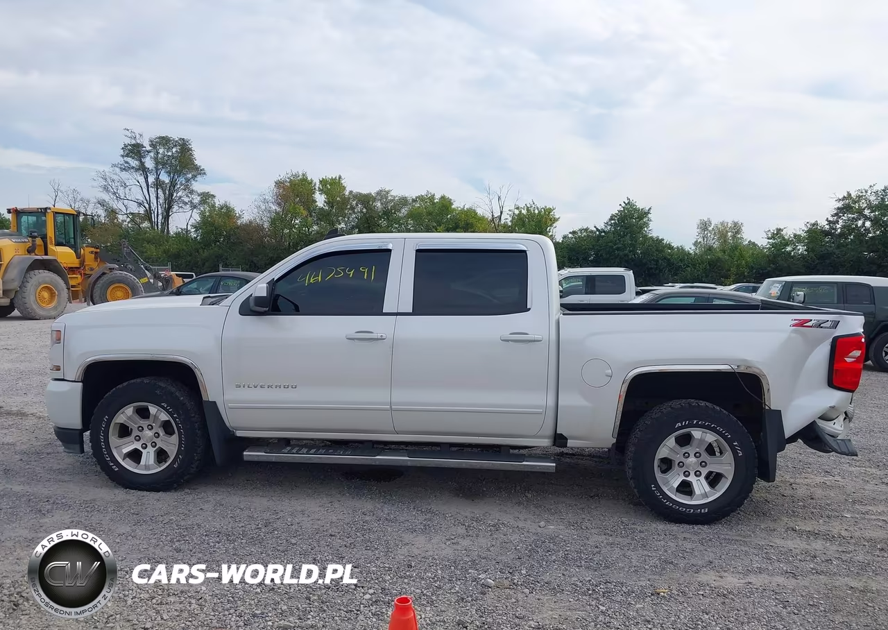 2018 Chevrolet Silverado 1500 2Lt VIN:3GCUKREH2JG217688 - 15