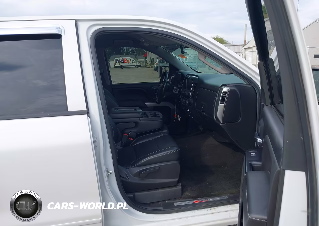 2018 Chevrolet Silverado 1500 2Lt VIN:3GCUKREH2JG217688 - 5