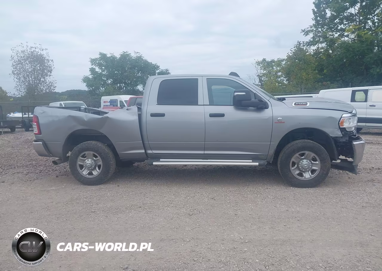 2023 Ram 2500 Tradesman 4X4 6'4 Box VIN:3C6UR5CL7PG538699 - 13