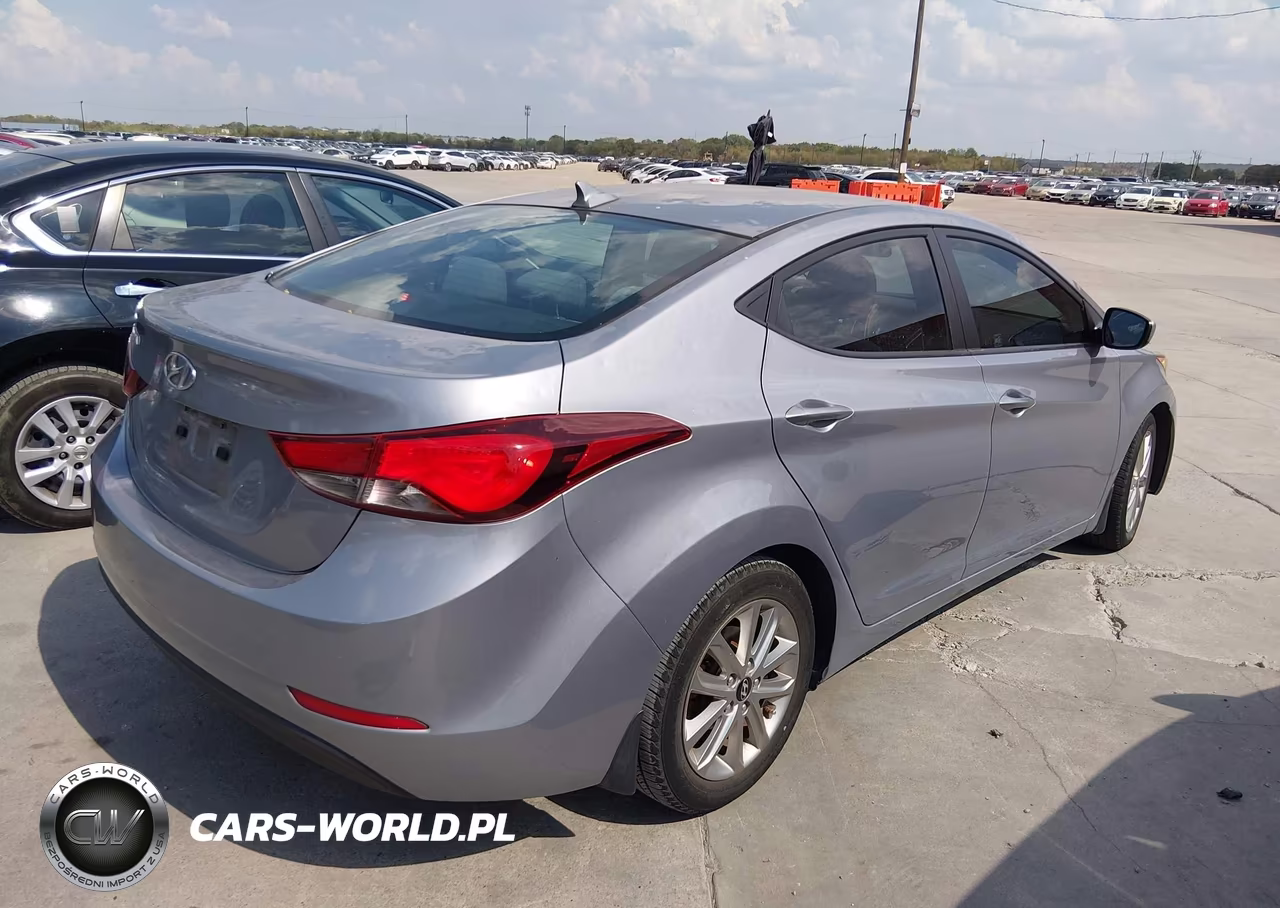 2015 Hyundai Elantra Se VIN:5NPDH4AE5FH619605 - 4
