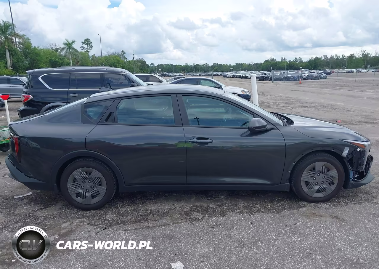 2025 Kia K4 Lx VIN:3KPFT4DE9SE040652 - 14