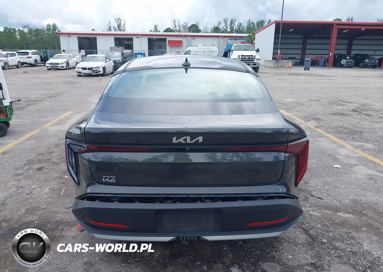 2025 Kia K4 Lx VIN:3KPFT4DE9SE040652 - 17