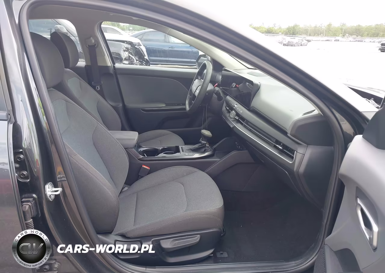 2025 Kia K4 Lx VIN:3KPFT4DE9SE040652 - 5