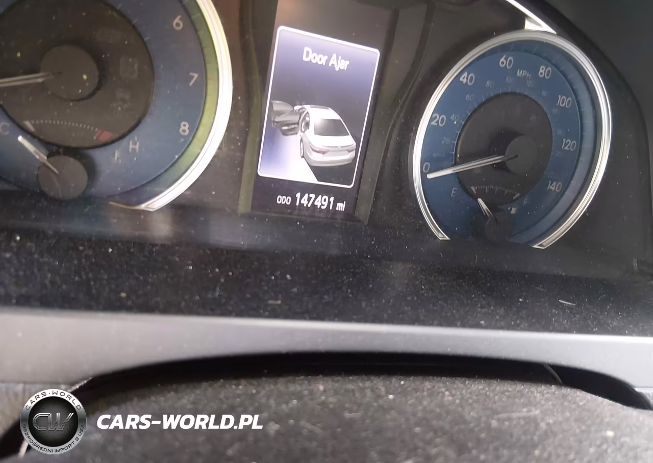 2017 Toyota Camry Le VIN:4T1BF1FK2HU721166 - 7