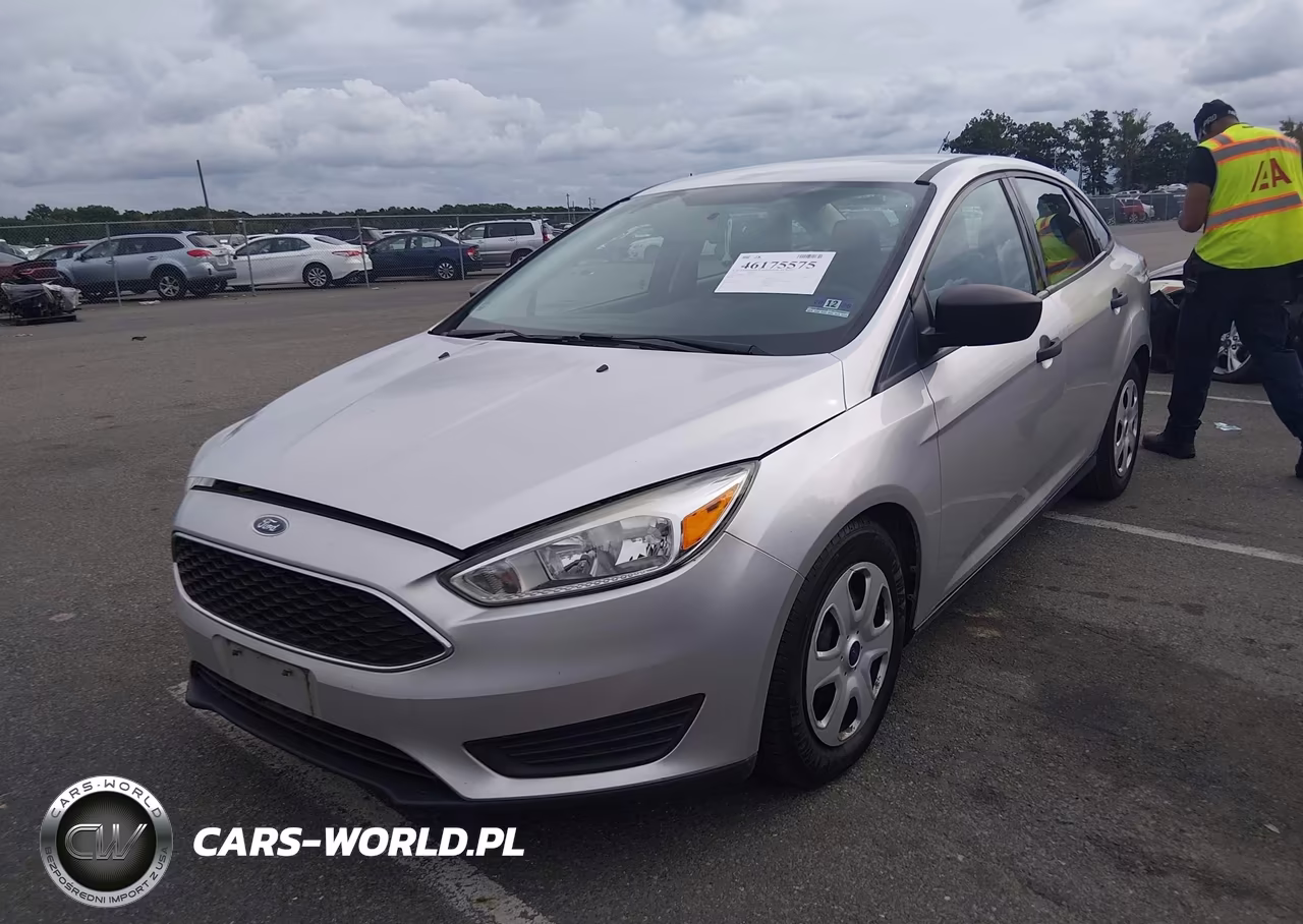 2016 Ford Focus S VIN:1FADP3E2XGL248232 - 2