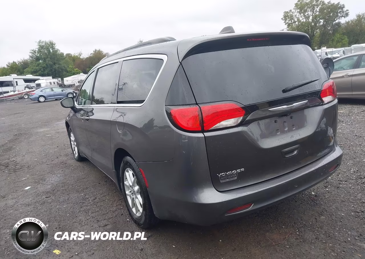 2021 Chrysler Voyager Lxi VIN:2C4RC1DG5MR538202 - 3