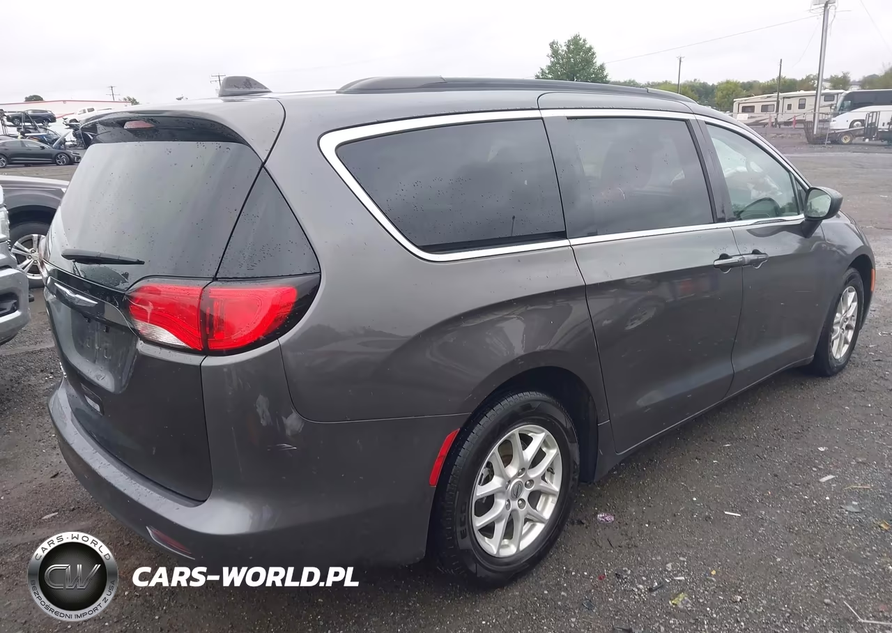 2021 Chrysler Voyager Lxi VIN:2C4RC1DG5MR538202 - 4
