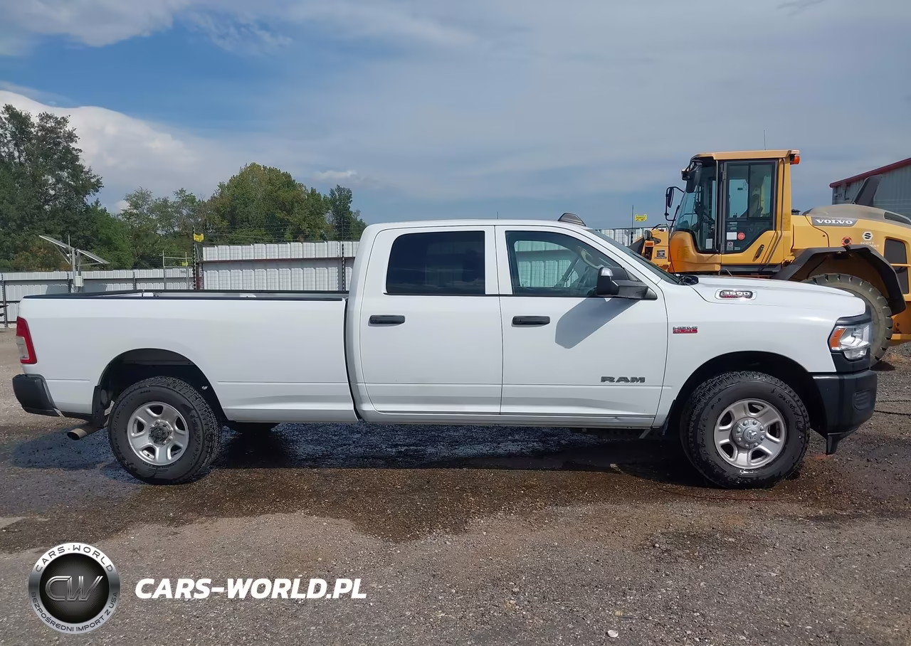2020 Ram 3500 Tradesman 4X2 8' Box VIN:3C63R2GJ3LG232399 - 17