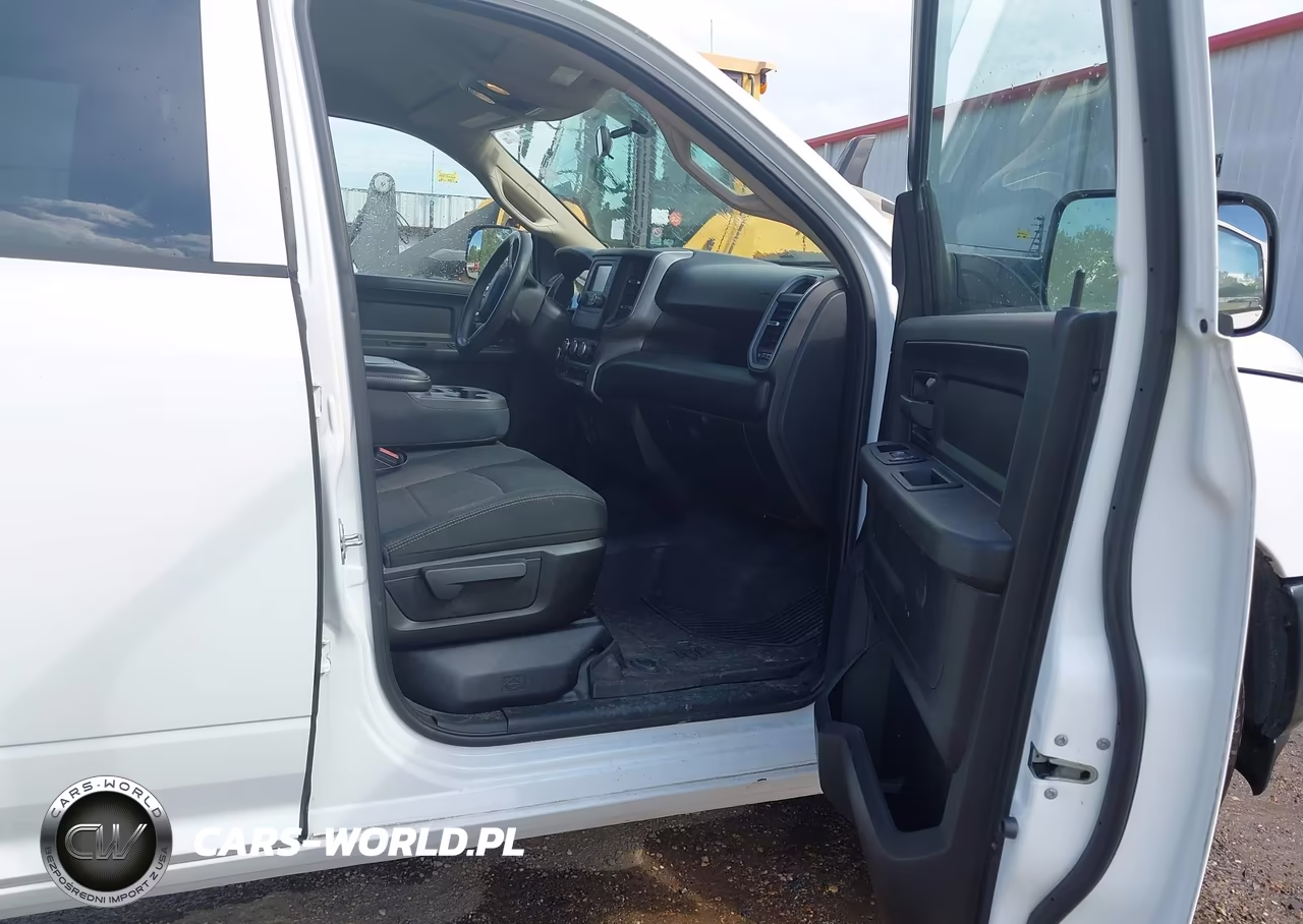 2020 Ram 3500 Tradesman 4X2 8' Box VIN:3C63R2GJ3LG232399 - 5