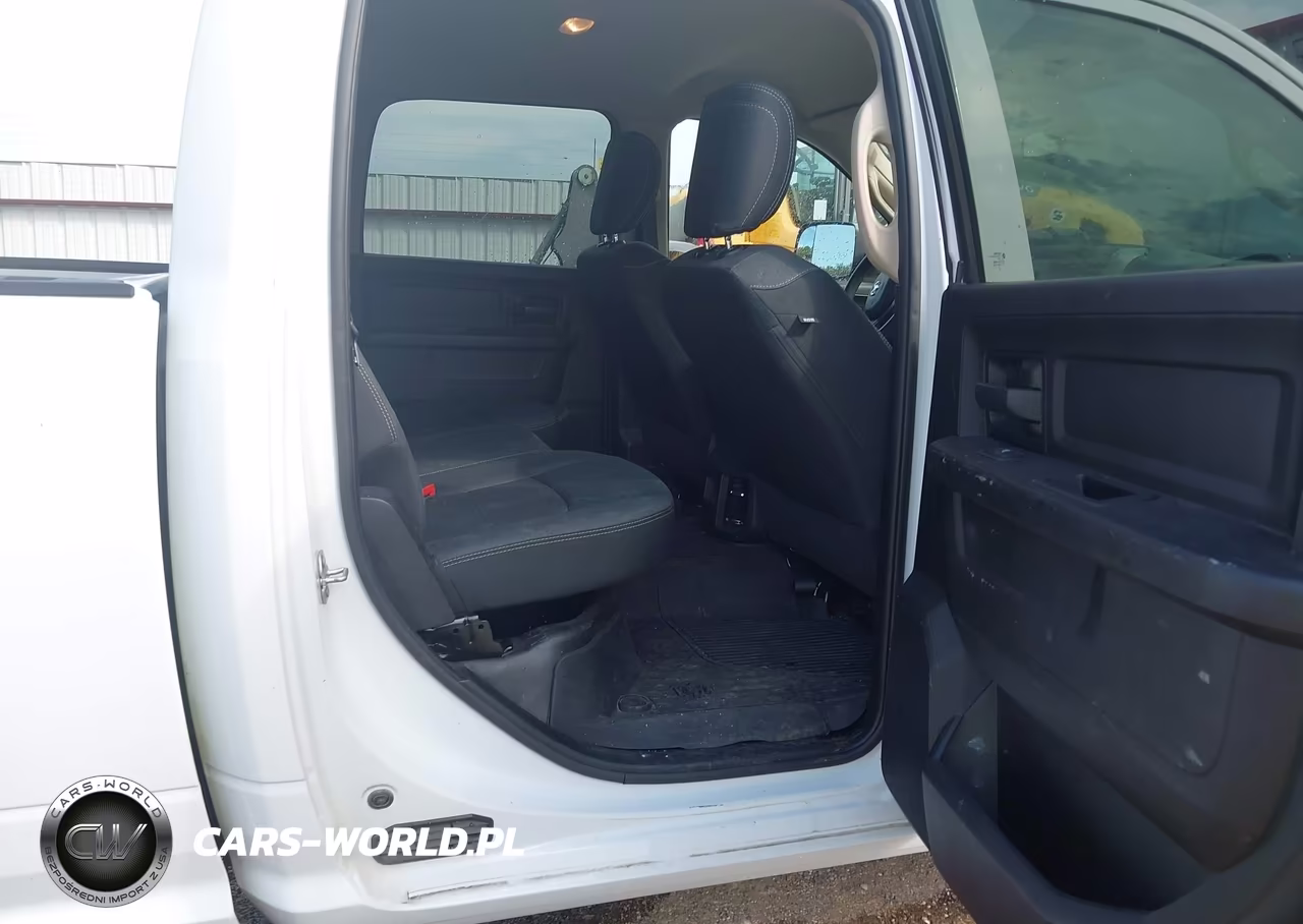 2020 Ram 3500 Tradesman 4X2 8' Box VIN:3C63R2GJ3LG232399 - 8