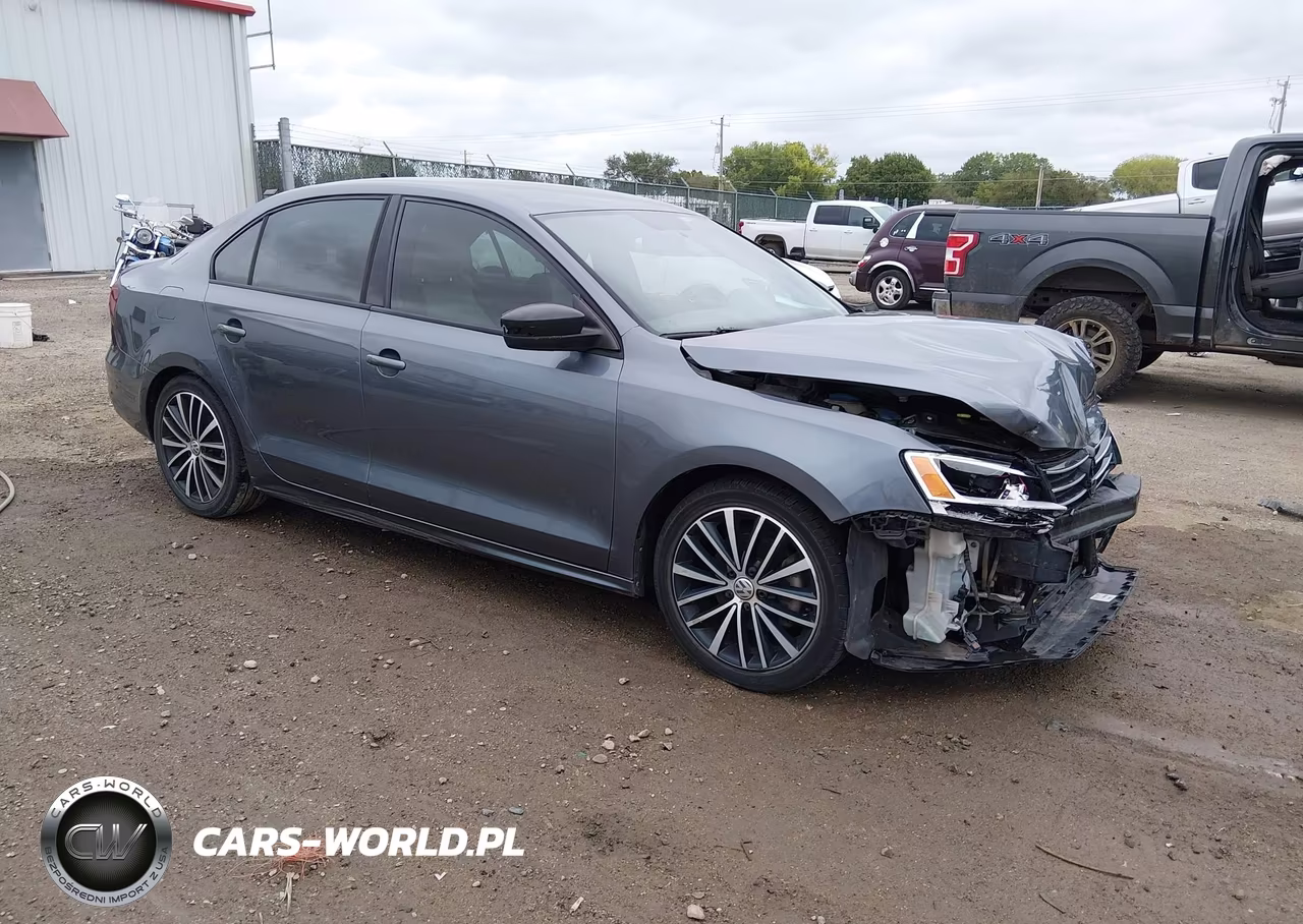 2016 Volkswagen Jetta 1.8T Sport – zdjęcie 1 z 17