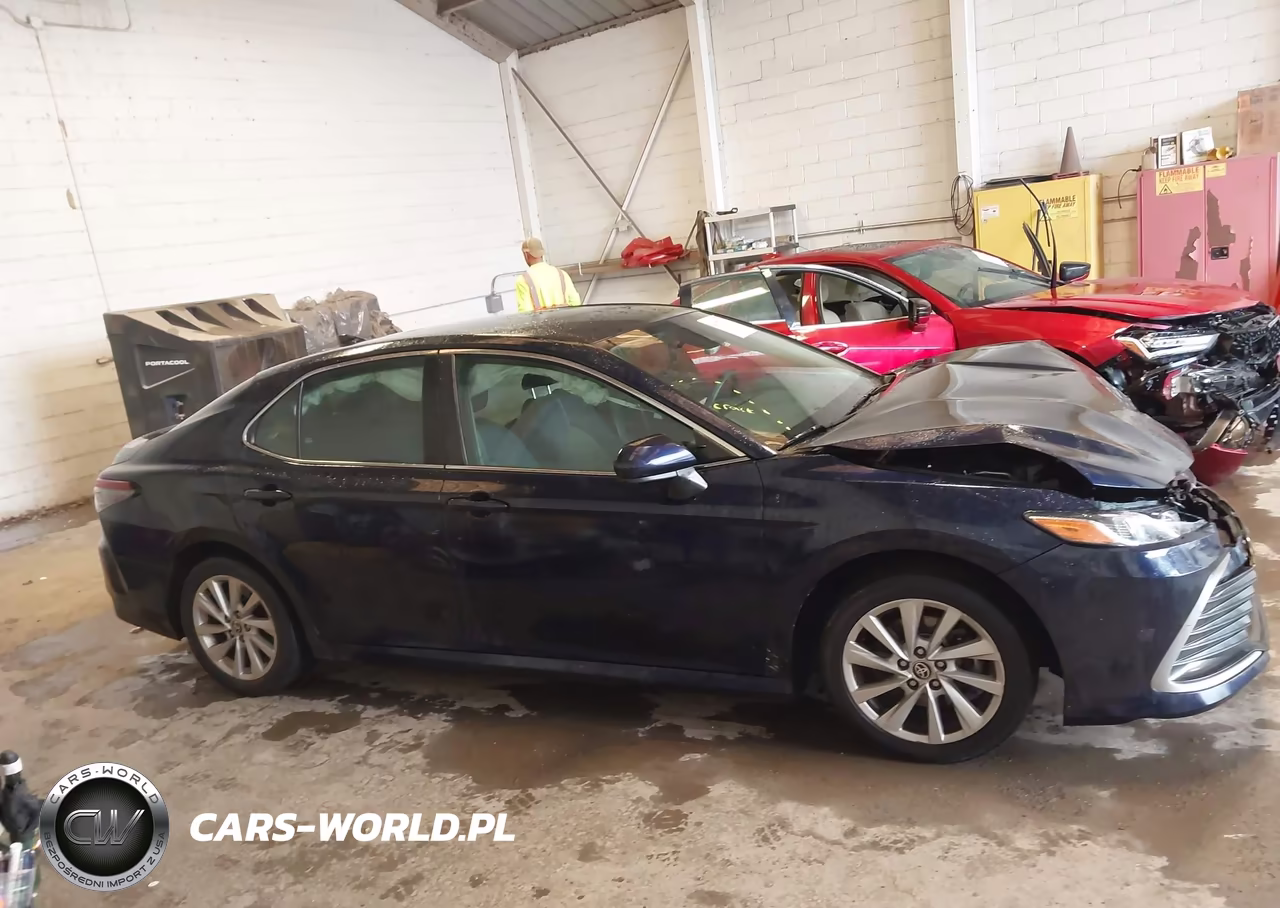 2022 Toyota Camry Le VIN:4T1C11AK7NU634773 - 13