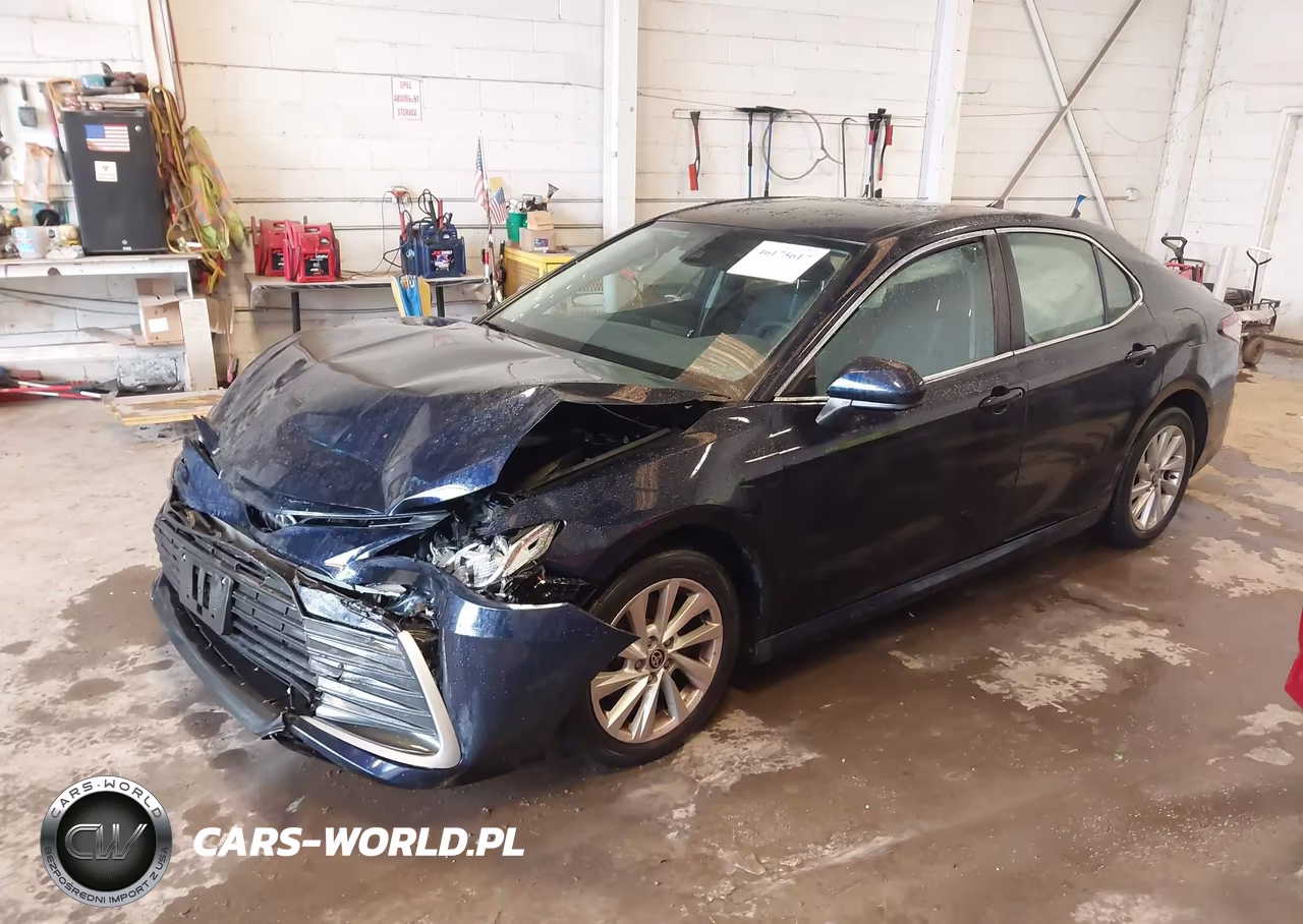2022 Toyota Camry Le VIN:4T1C11AK7NU634773 - 2