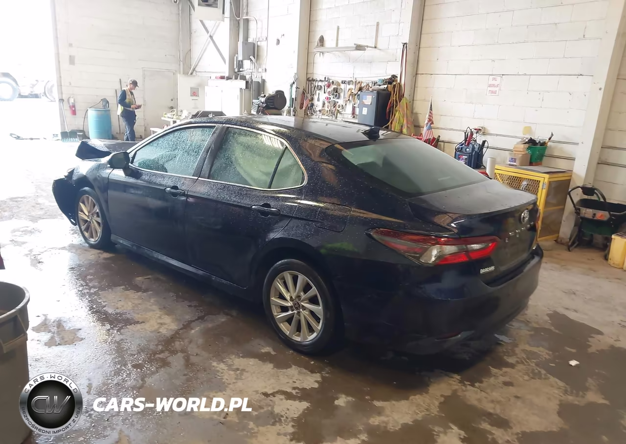 2022 Toyota Camry Le VIN:4T1C11AK7NU634773 - 3