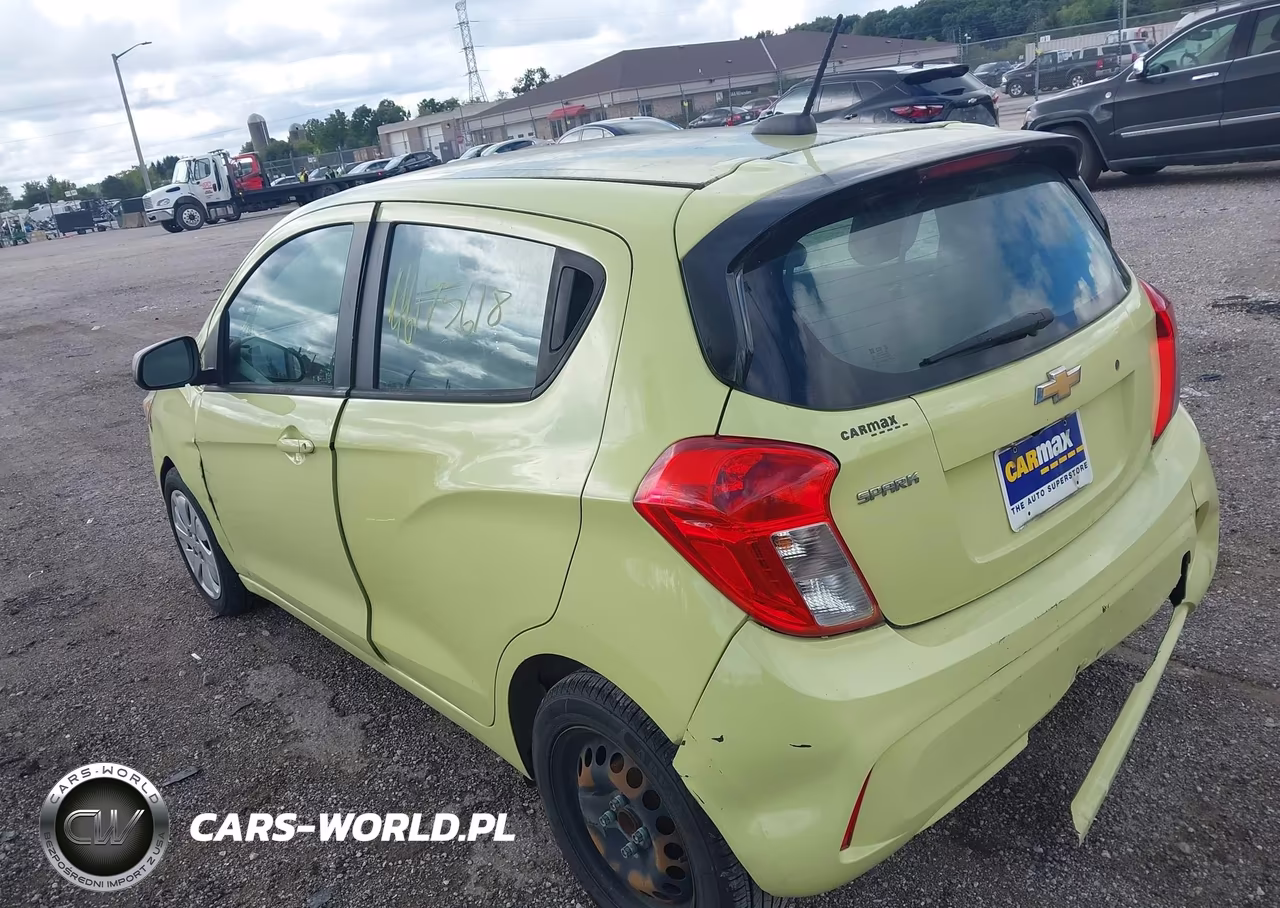 2017 Chevrolet Spark Ls Cvt VIN:KL8CB6SAXHC737385 - 3