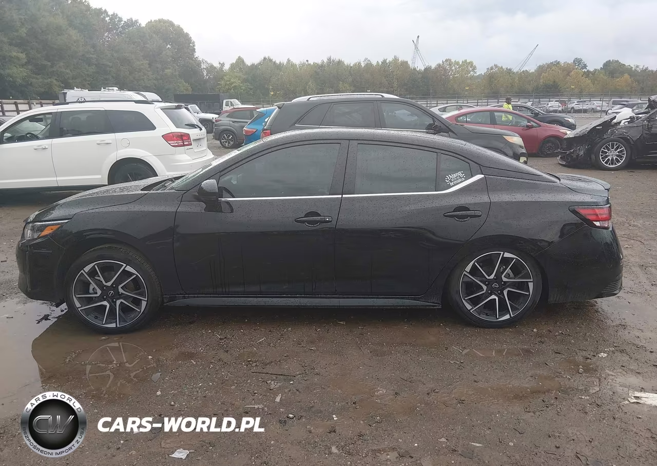 2025 Nissan Sentra Sr VIN:3N1AB8DV0SY415155 - 14